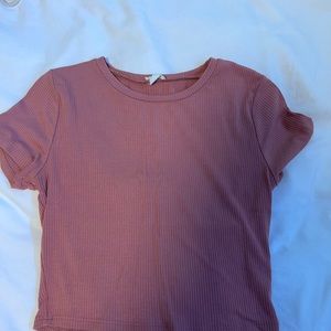 Garage t-shirt,size medium , price négociable